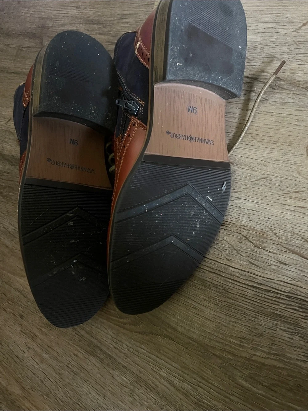 N/A classic wingtip